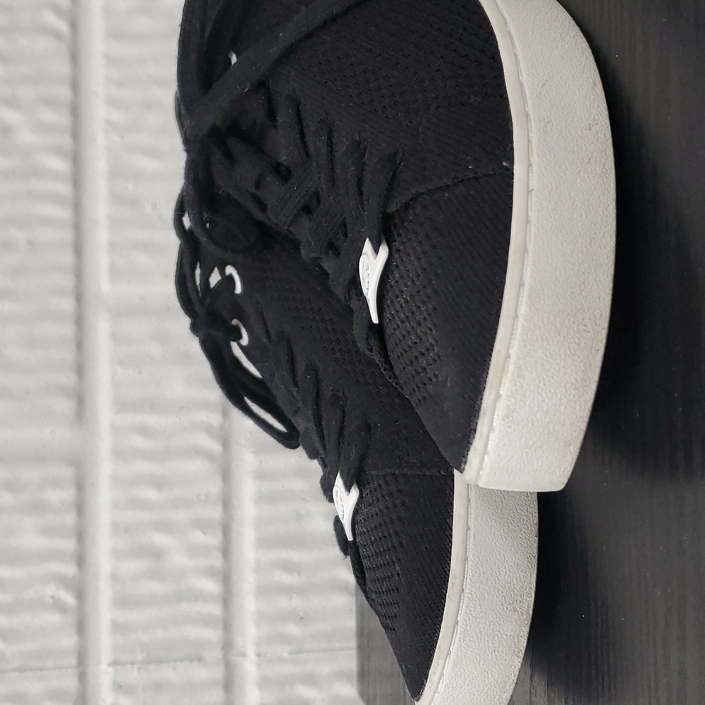 Michael Kors Skyler Knit Low-Top Sneakers, Black Size 9.5 - Picture 5 of 8